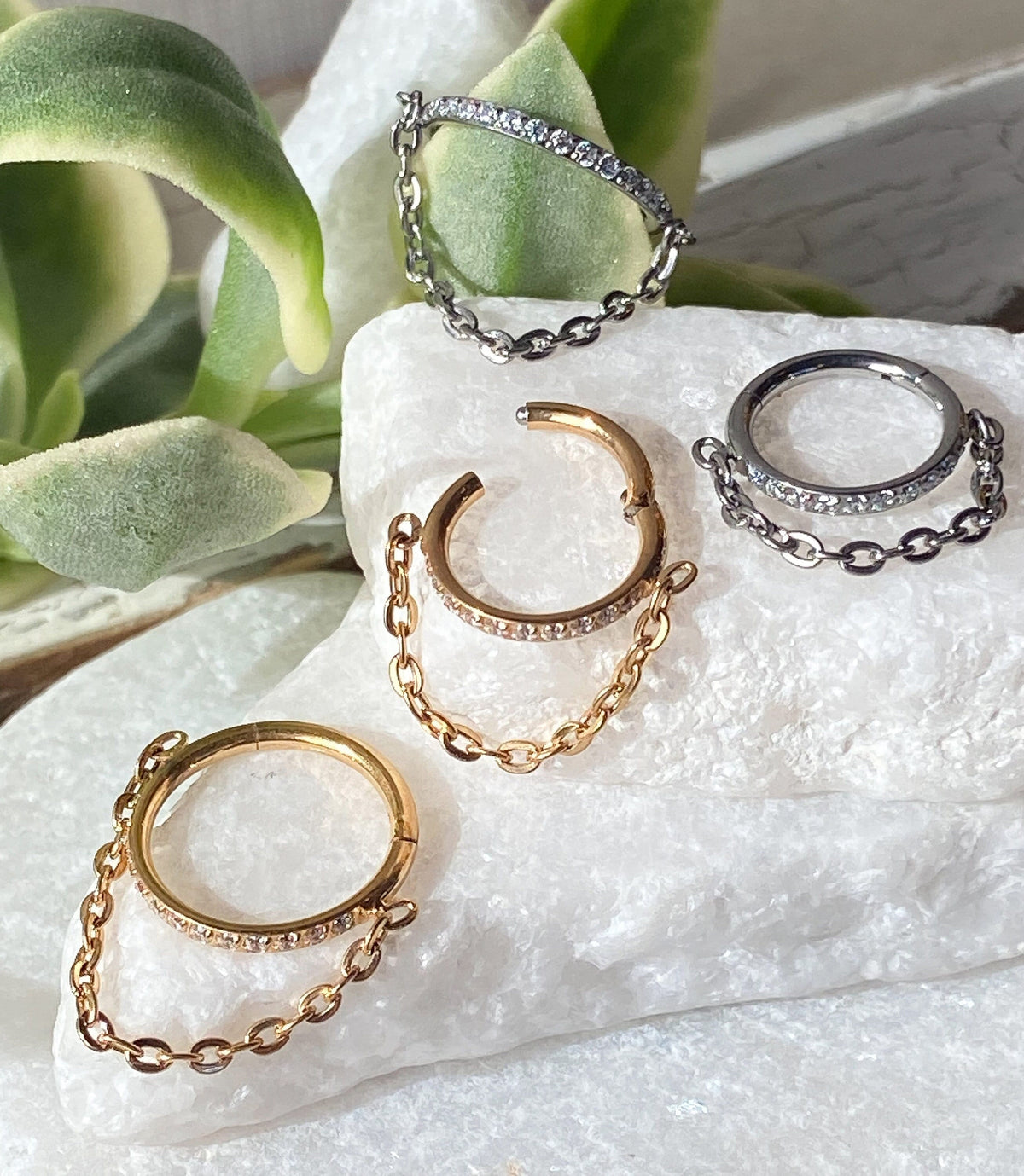 1 Piece Stunning Solid Titanium Chain Link CZ Gem Hinged Segment Ring - Gauge 16g - 8mm or 10mm - Gold or Silver Available!