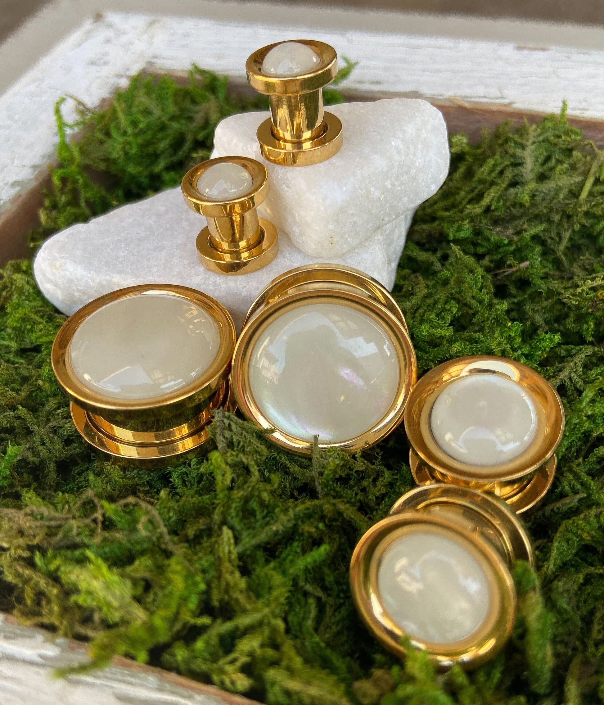 PAIR of Stunning Synthetic White Pearl Gold Screw Fit Tunnels/Plugs - Gauges 2g (6mm) thru 5/8" (16mm) available!