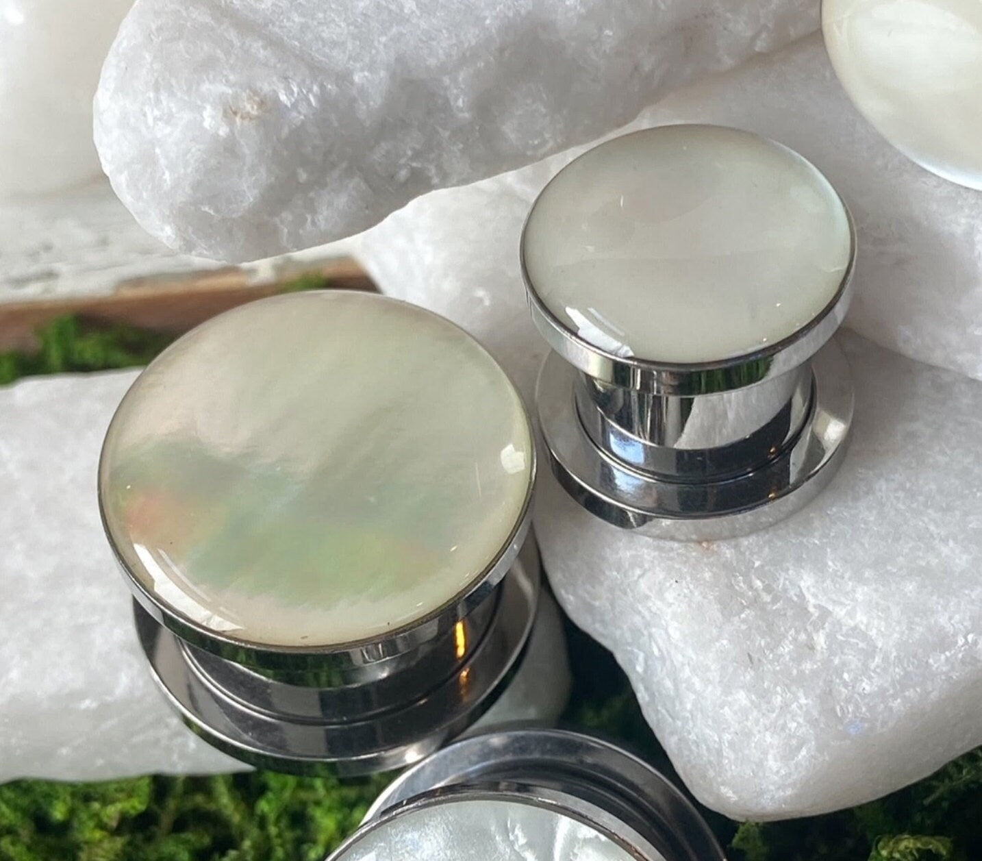 PAIR of Stunning Mother of Pearl Surgical Steel Screw Fit Tunnels/Plugs - Gauges 2g (6mm) thru 5/8" (16mm) available!