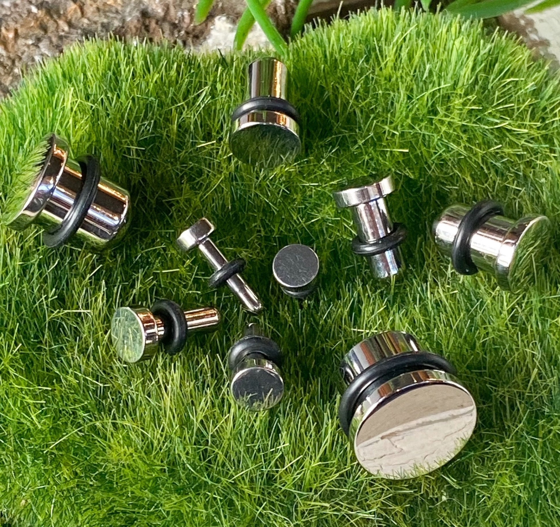 PAIR of Stunning Implant Grade Titanium Bullet Flat Head Plugs with O-Rings - Gauges 14g (0.6mm) thru 00g (10mm) available!